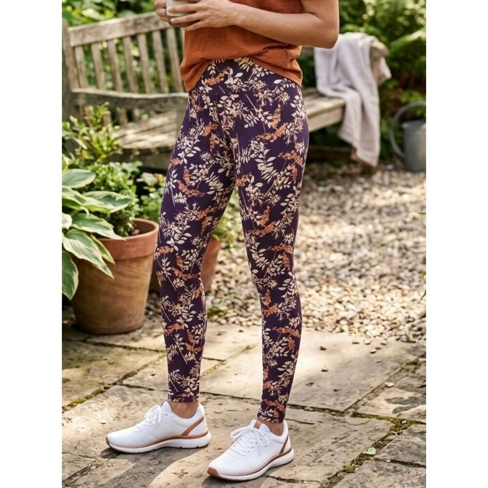 Fabletics Define PowerHold Purple Floral High Waist Compression Legging Size S